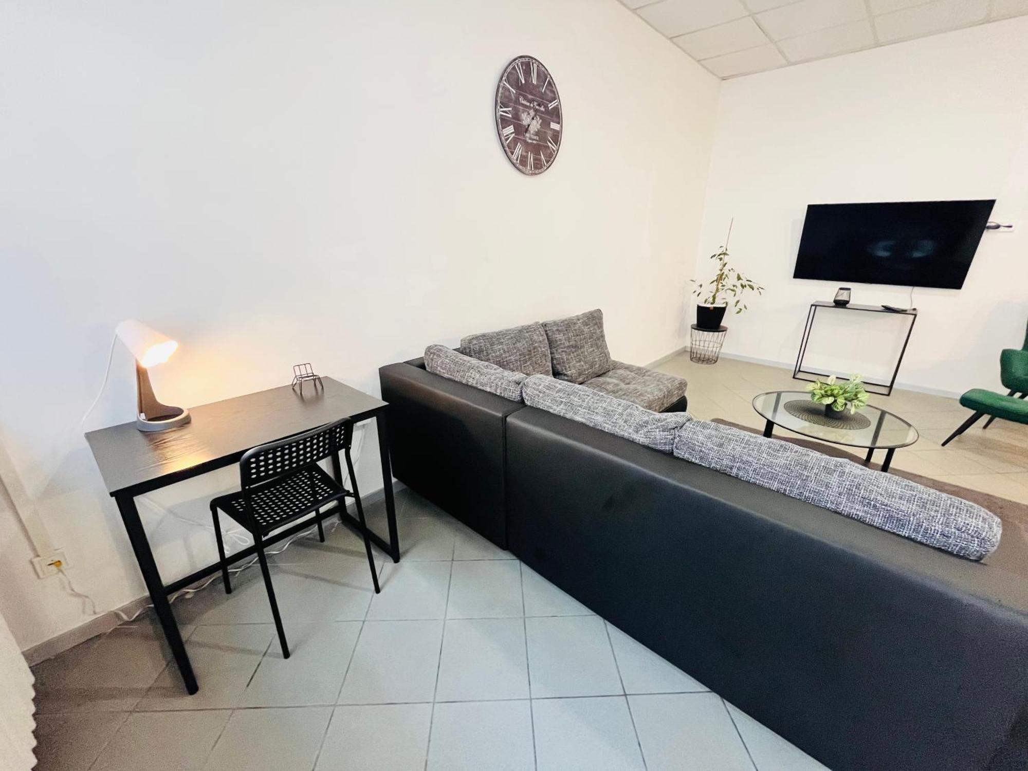 Apartment Central 10D 55Qm Wi-Fi Free Parking Calm Back House Dortmund Eksteriør bilde